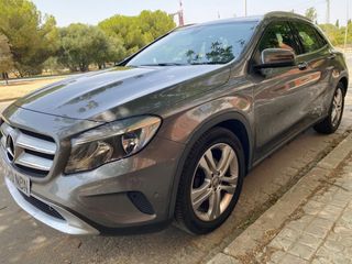 Mercedes-Benz GLA 2015