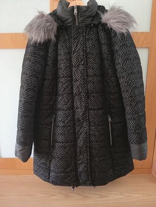 Abrigo acolchado negro-gris