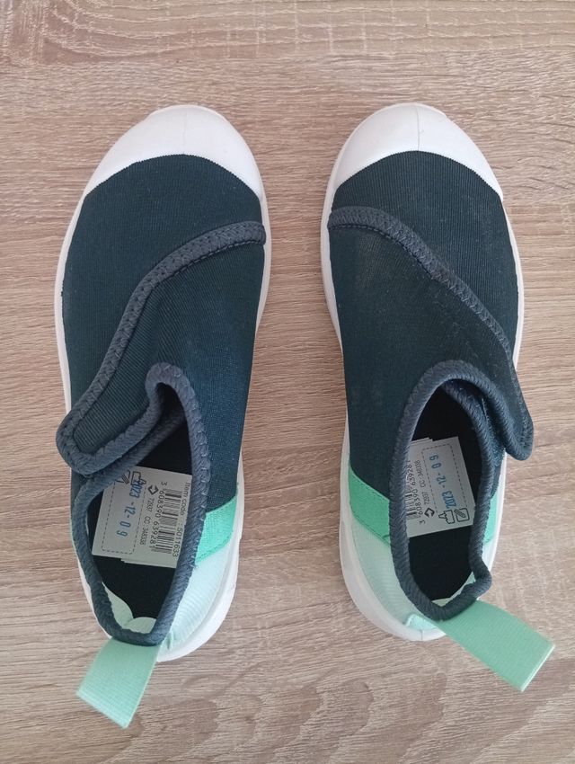 Escarpines Decathlon niño talla 28/29