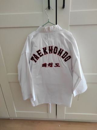 Traje Taekwondo Dae Do blanco talla 130 cms