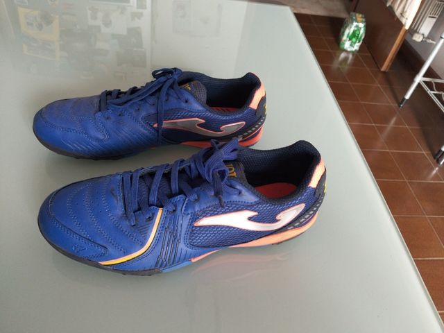 Scarpe Joma calcetto blu-arancio