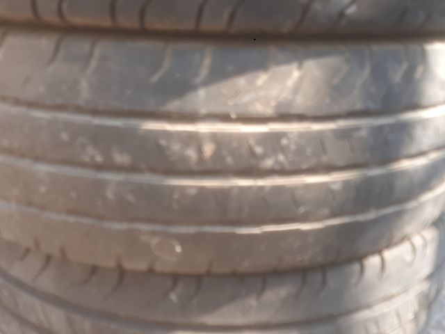 4 Neumáticos 215/70/16C Continental