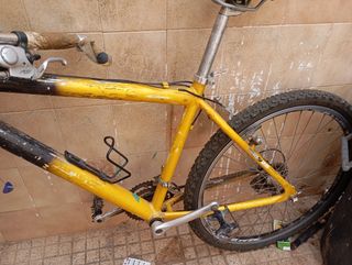 Bicicleta montaña antigua