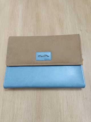 Estuche y agujas circulares KnitPro