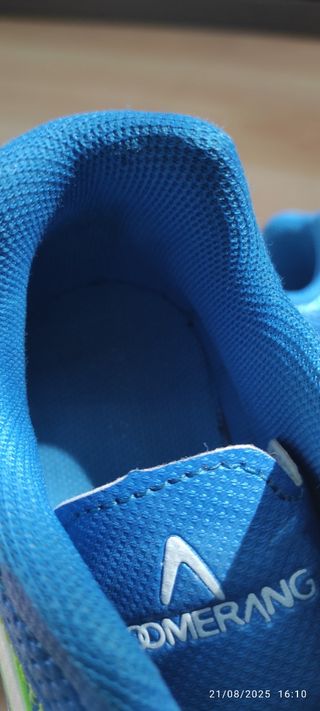 Zapatillas fútbol niño seminuevas Talla 32