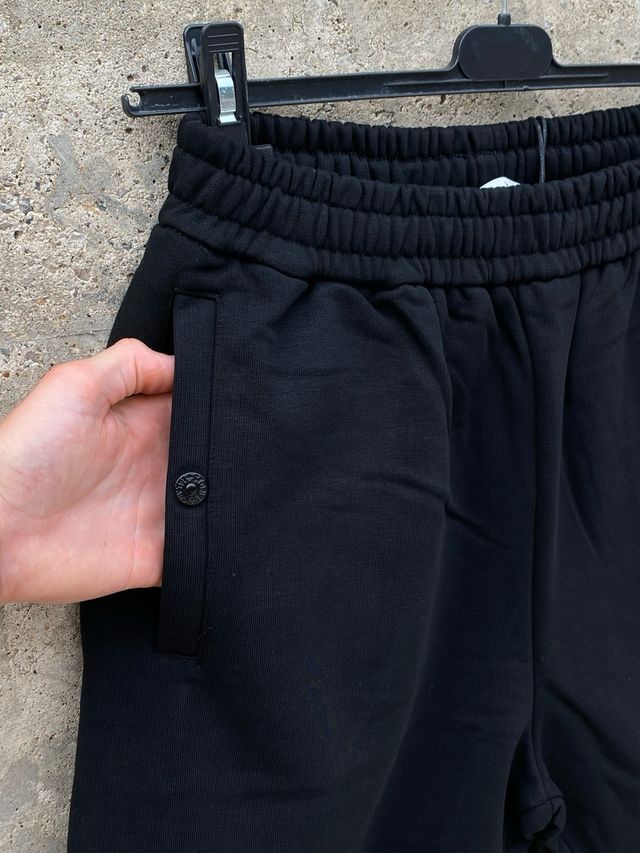 Pantalones cortos negros Stone Island – Talla M