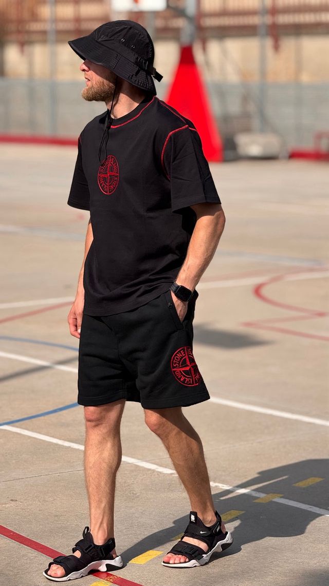 Pantalones cortos negros Stone Island – Talla M