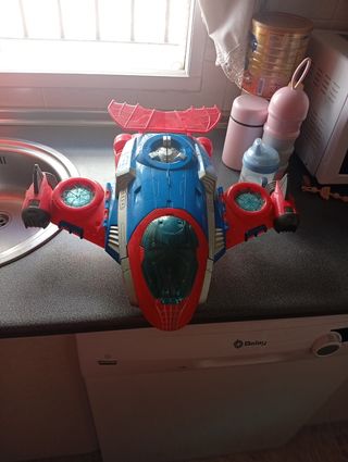 Avión Spiderman