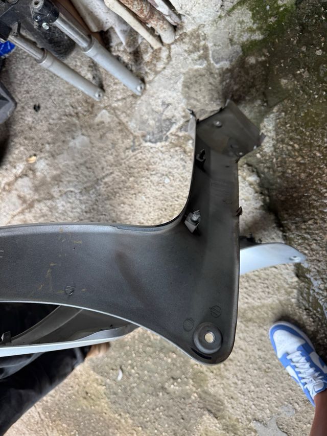 Scocche laterali Yamaha X-City – come nuove