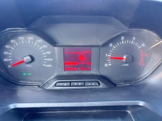 Peugeot Partner 2021