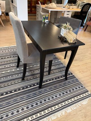 Mesa negra IKEA - Modelo descatalogado