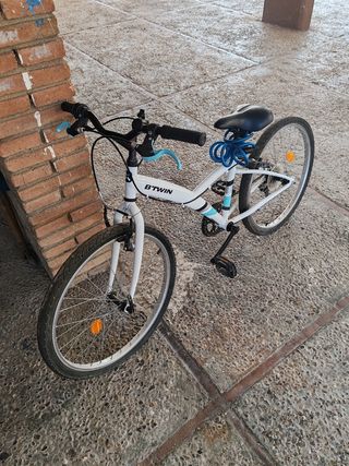 Bicicleta B'Twin niña 24" blanca