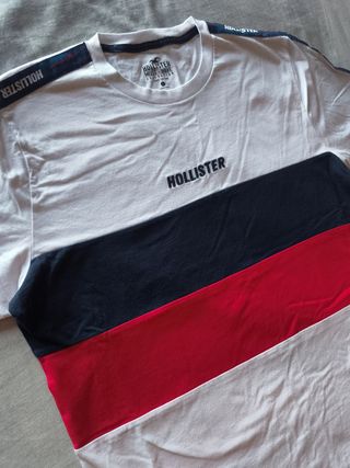 Camiseta Hollister L - roja y blanca