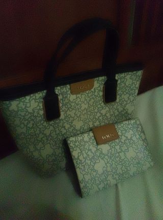 Bolso Tous beige y gris monedero a juego 
