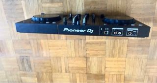 Pioneer DDJ-400 - Mesa de mezclas