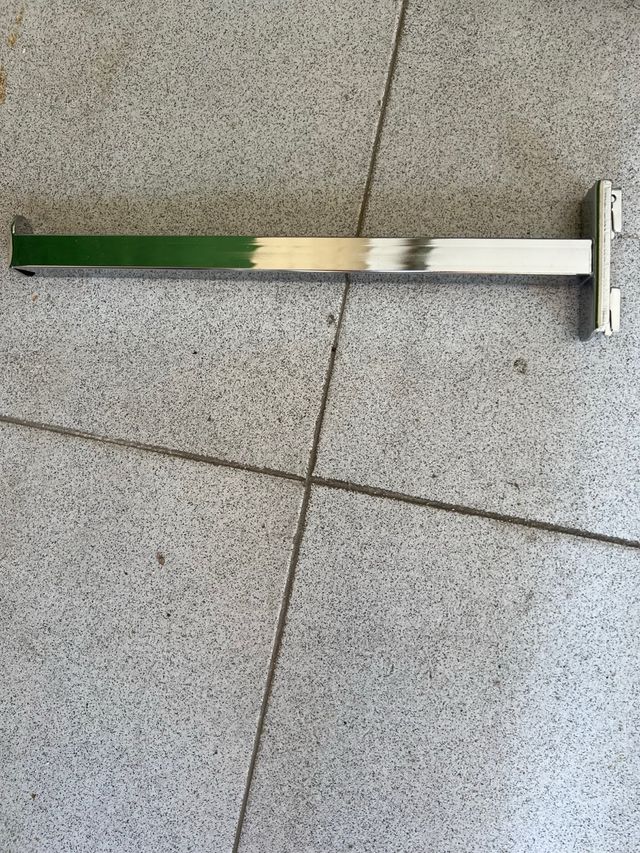 Soportes estantería metal - 22 Uds