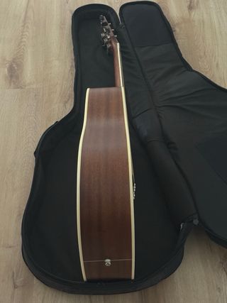 Guitarra acústica Cort Earth 100 NS