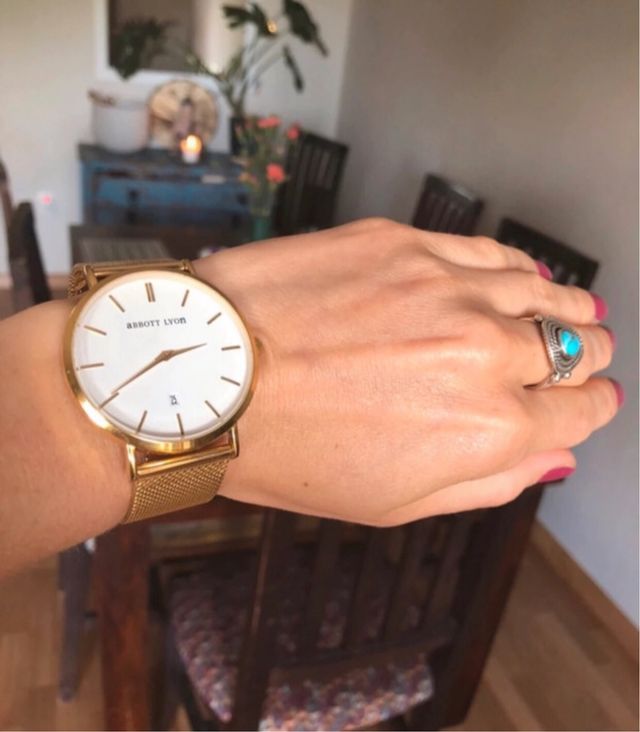 Reloj Abbott Lyon dorado - elegante