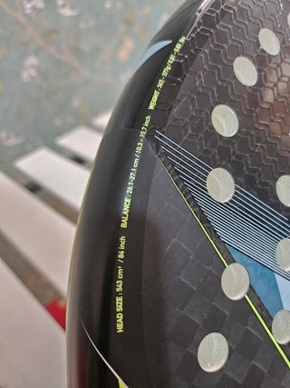 Pala Pádel Kuikma 990 - Casi nueva vendo o cambio