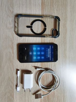 iPhone SE 2020 negro