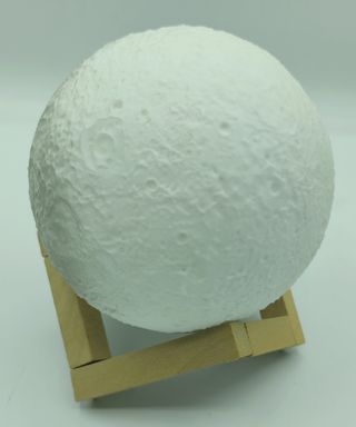 Figura lámpara luna. NUEVA