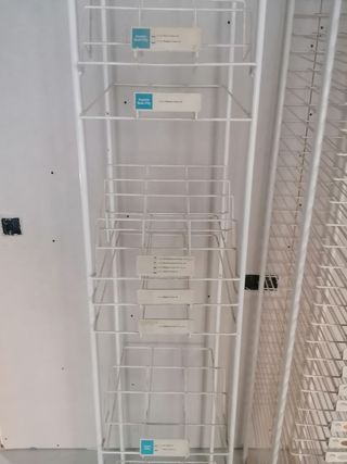 2 Expositores de Cartulina - Metálicos