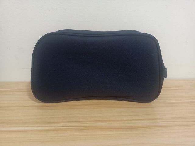 Neceser/Bolsa de aseo Mizuno original y deportiva