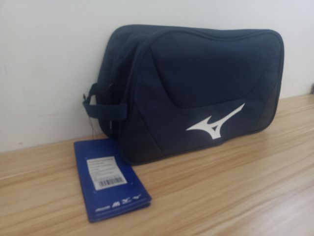 Neceser/Bolsa de aseo Mizuno original y deportiva