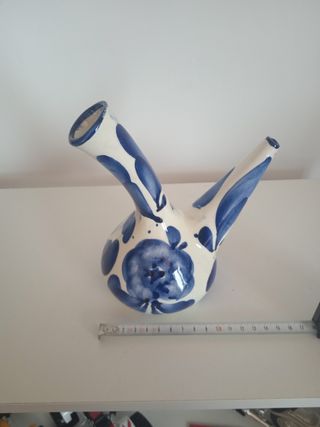 Porrón cerámica azul y blanco