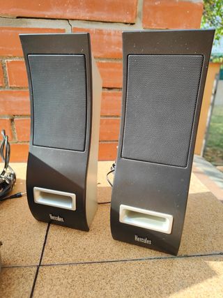 Altavoces 2.1 Hercules