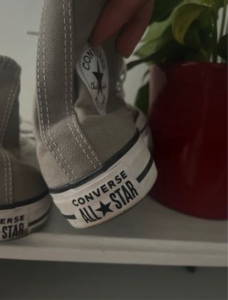 Converse grises altas