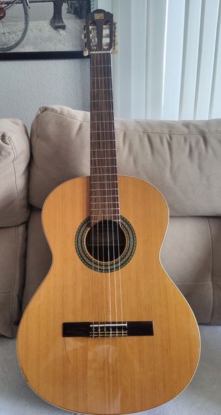 Guitarra clásica Alhambra 2C