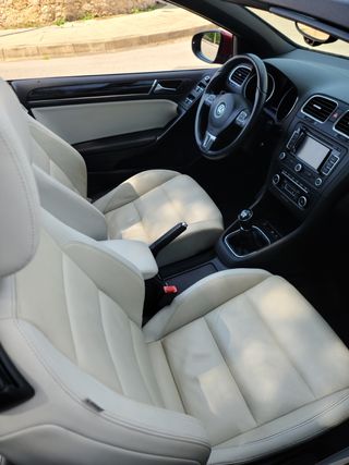 Volkswagen Golf Cabrio 2012