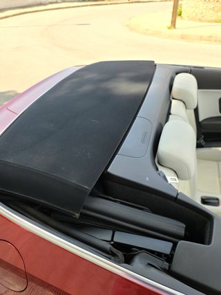 Volkswagen Golf Cabrio 2012