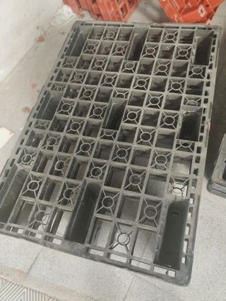 Palets plástico: 8 unid.