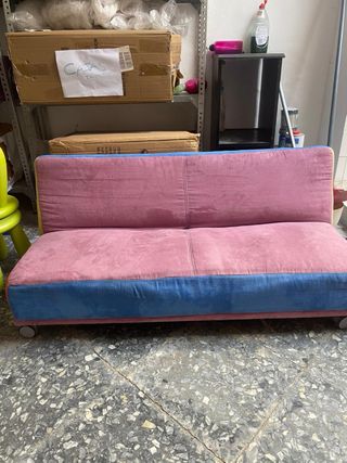 Sofá cama infantil de colores