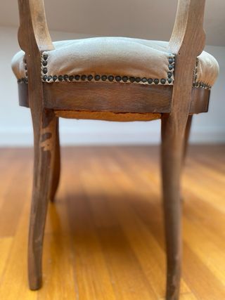 Silla madera estilo clásico