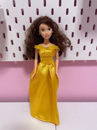 Muñeca Bella Princesa Disney