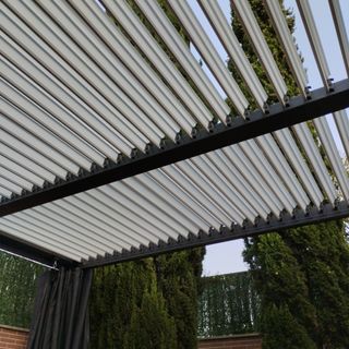 Pérgola , fabricación e instalación 