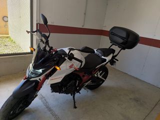 Honda CB750 Hornet  ( A2 )