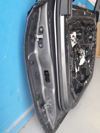 Puerta Delantera Derecha Mercedes GLE C167