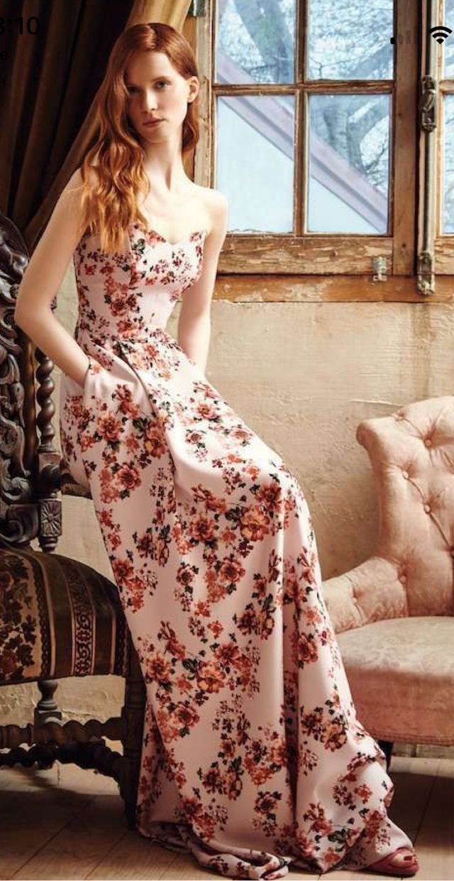 Vestido Dolores Promesas rosa de segunda mano por 140 EUR en