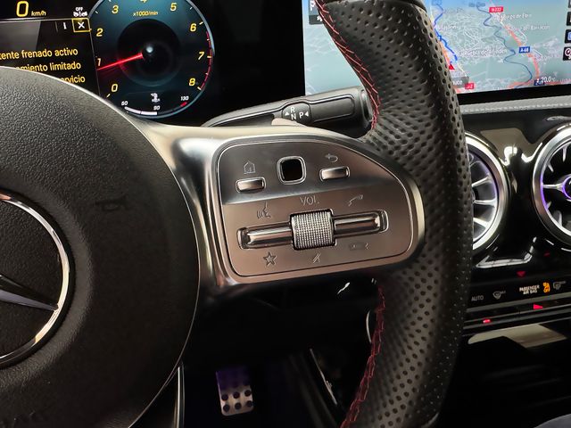 MERCEDES-BENZ CLA 200 7G-DCT