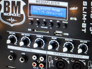 Altavoces autoamplificados: Subwoofer + 2 Satélite