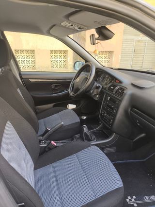 Peugeot 406 2003