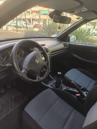 Peugeot 406 2003