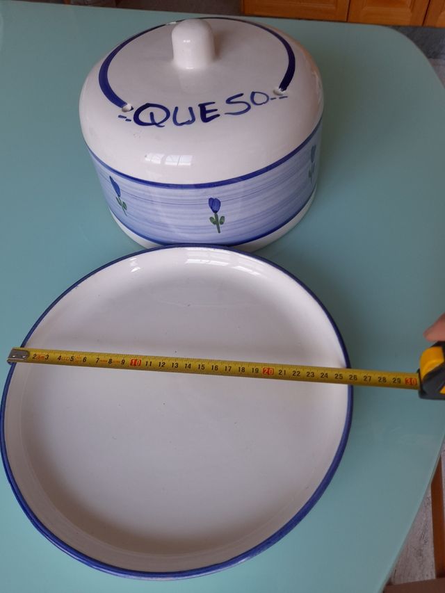 Quesera cerámica decorada azul-blanco