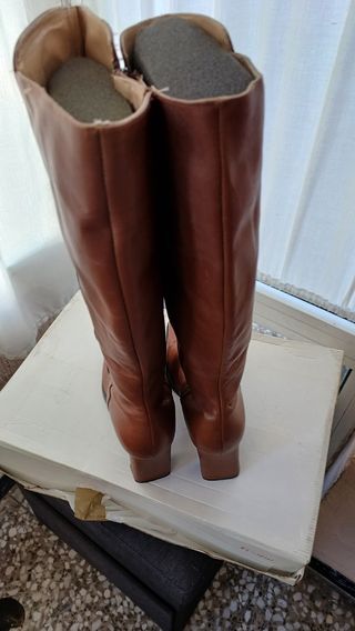 Botas altas marrones mujer