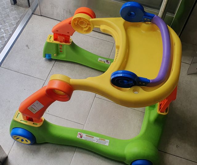 Andador bebé - Colores vivos