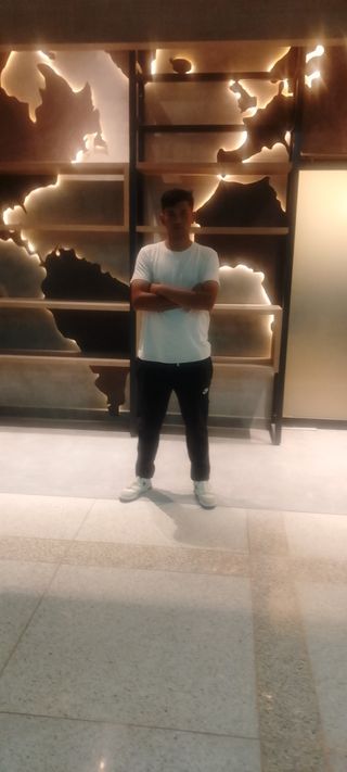 Ofrezco mi servicio de barbería a domicilio.